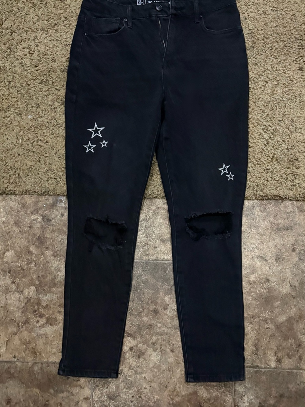 No Boundaries Black Skinny Jeans with Star Embroidery